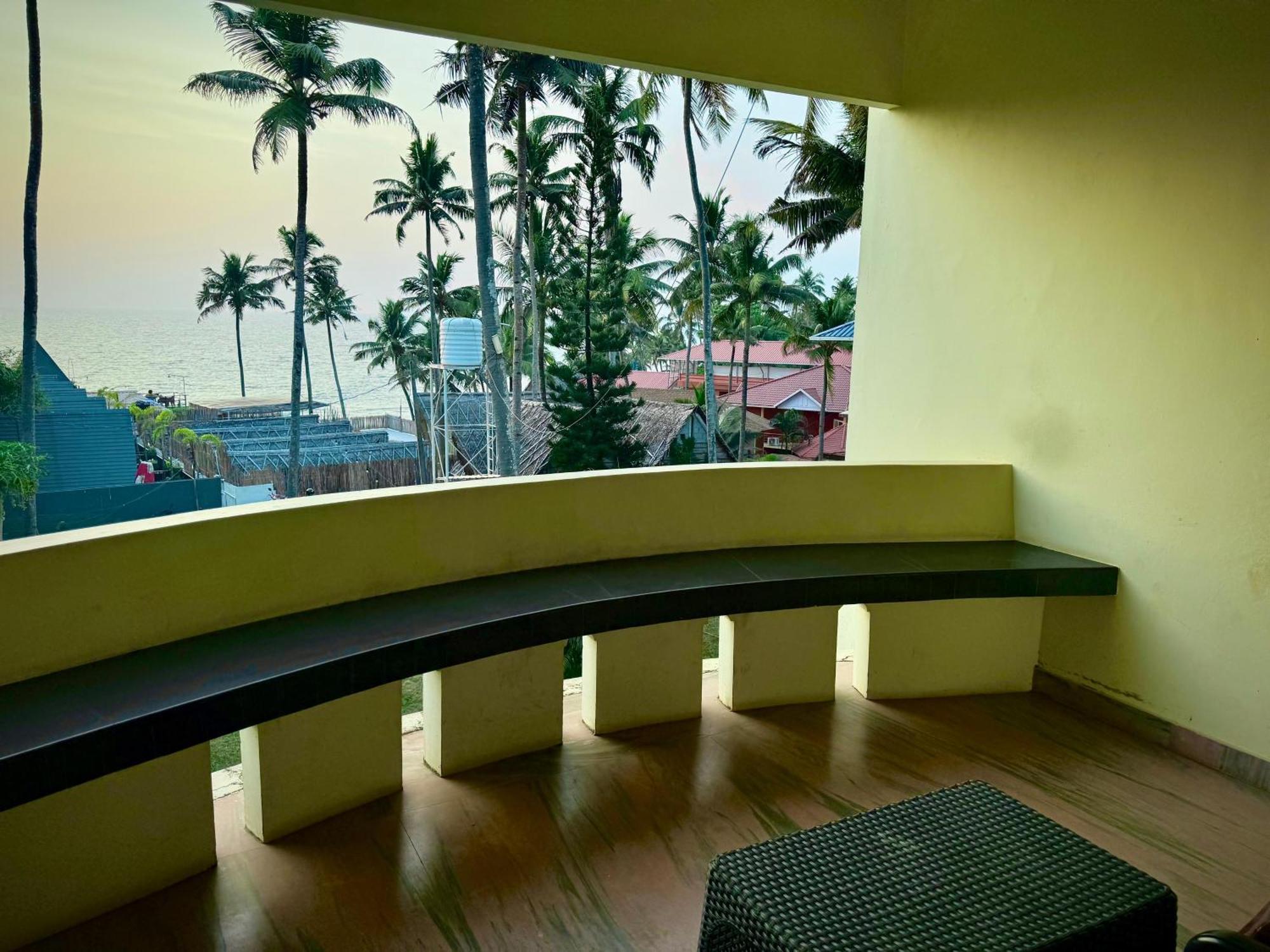 Beach View Balcony Resort By Hello Varkala Bagian luar foto